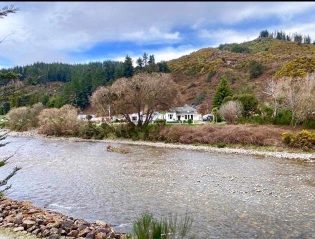 The Old Vicarage Hotel Reefton Exterior foto